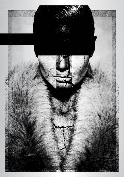 Cracked Persona bw