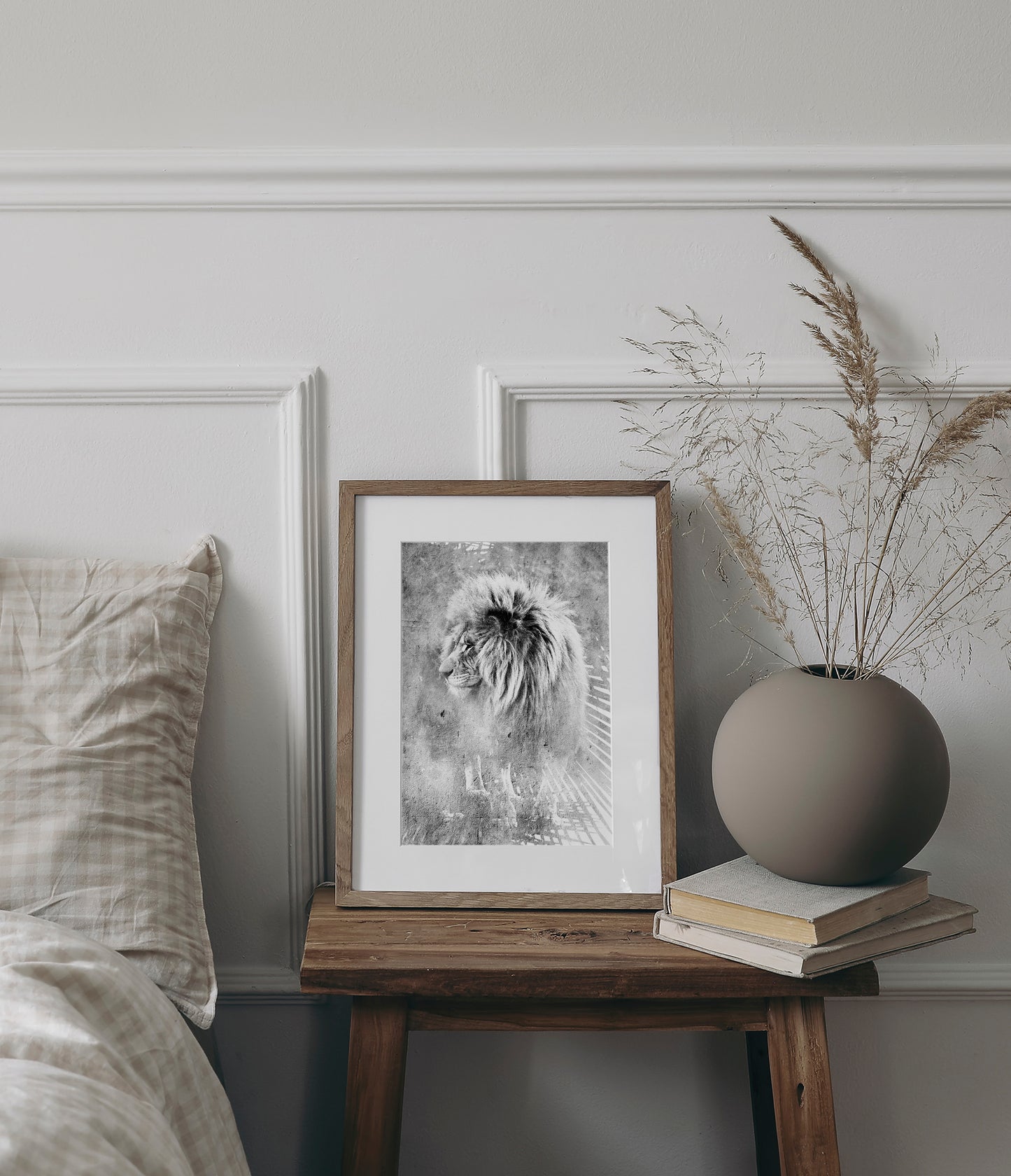 Mufasa black and white