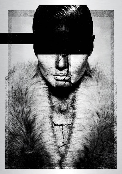 Cracked Persona bw